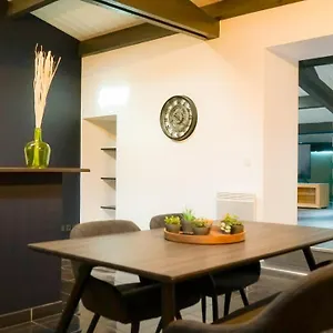 Tropez' - Hyper Centre - Parking , Clermont-Ferrand France